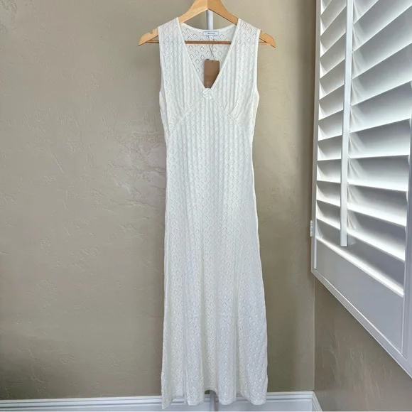 Sold - Picture 1 of 9